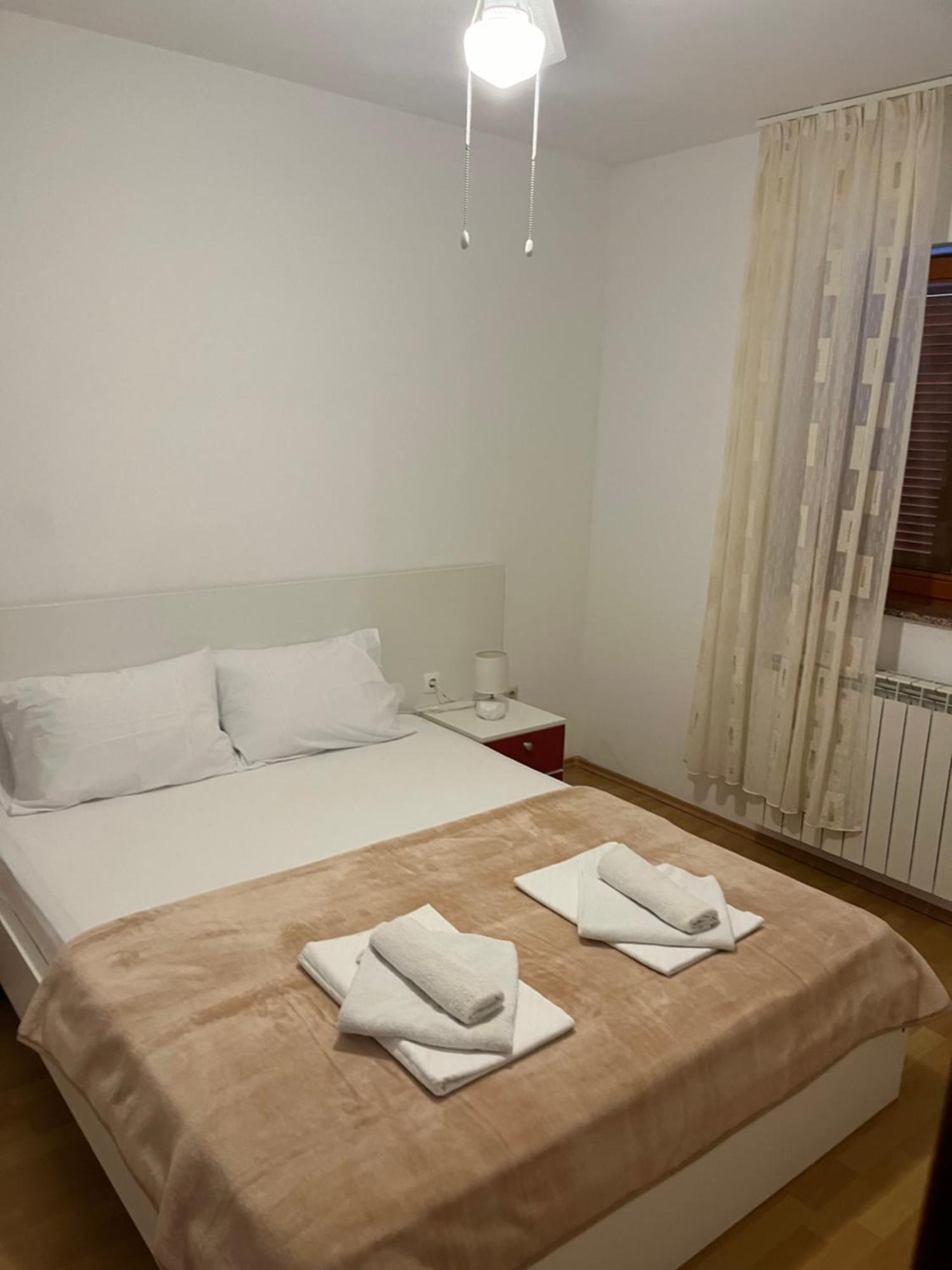 Apartments Hanka Njivice Exterior photo